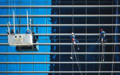 How to Clean High Rise Windows? A Complete Guide for Skyscraper Owners